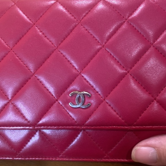 CHANEL WOC Wallet on chain lambskin crossbody - Picture 7 of 15
